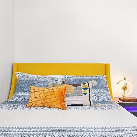 The Hidden Gem, King Bed & Hot Tub! Apartment Chandler Exterior photo