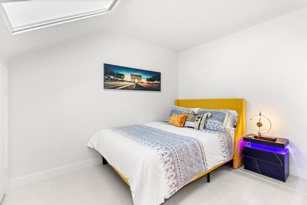 The Hidden Gem, King Bed & Hot Tub! Apartment Chandler Exterior photo